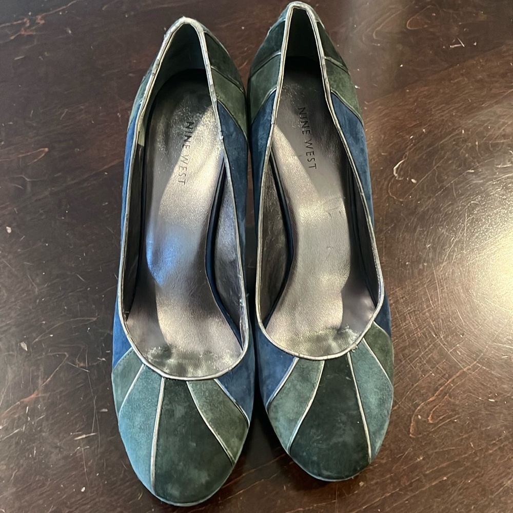 Nine West multi shade of blue with gray heels